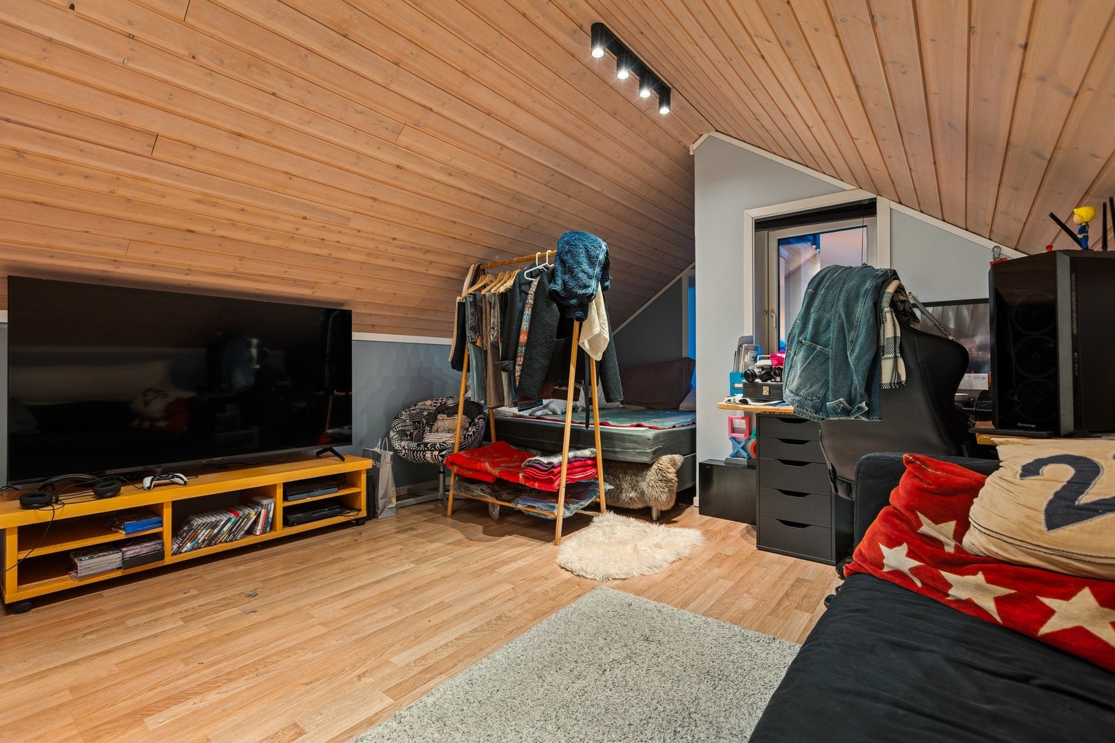 Ved henvendelser om boligen, ta kontakt med megler på 944 38 038. Galleribilde