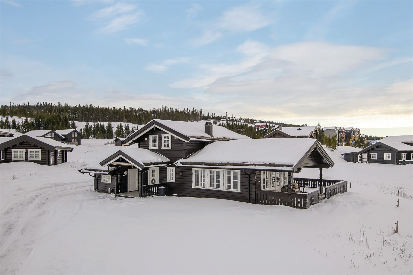 DNB Eiendom v/ Martin Slåttholm Sønsteli presenterer Moltmyrvegen 63! Galleribilde