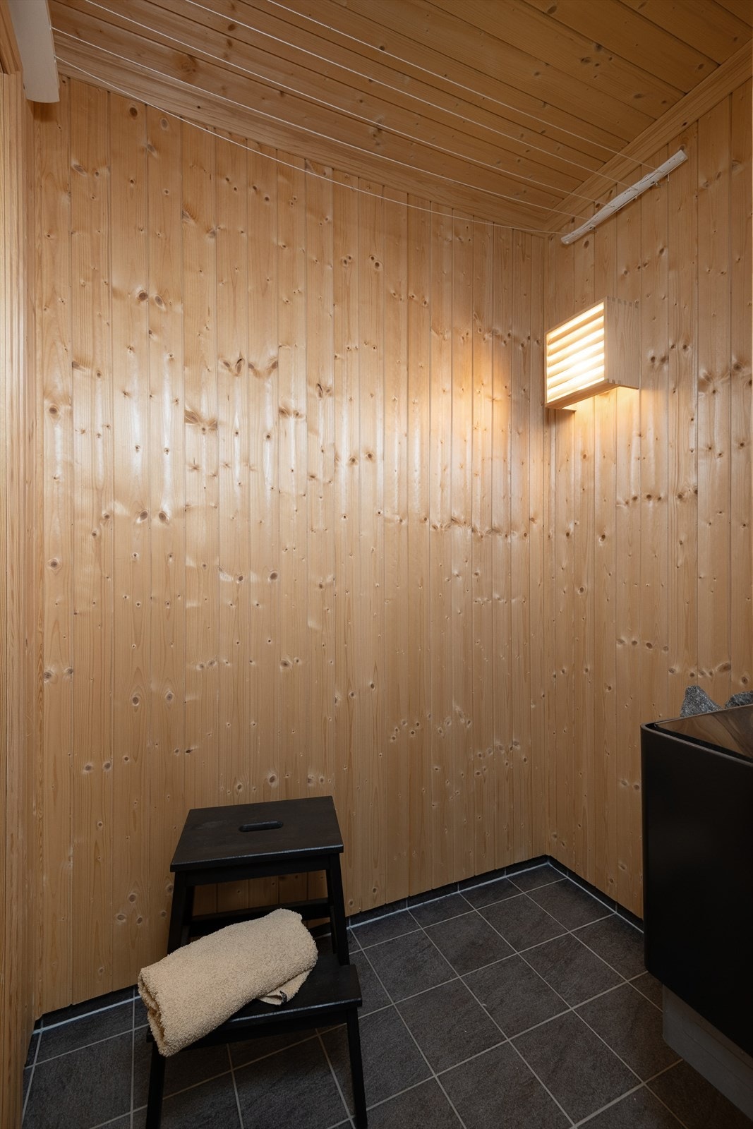 Badet har tilgang til en egen badstue, utstyrt med badstuovn. Galleribilde