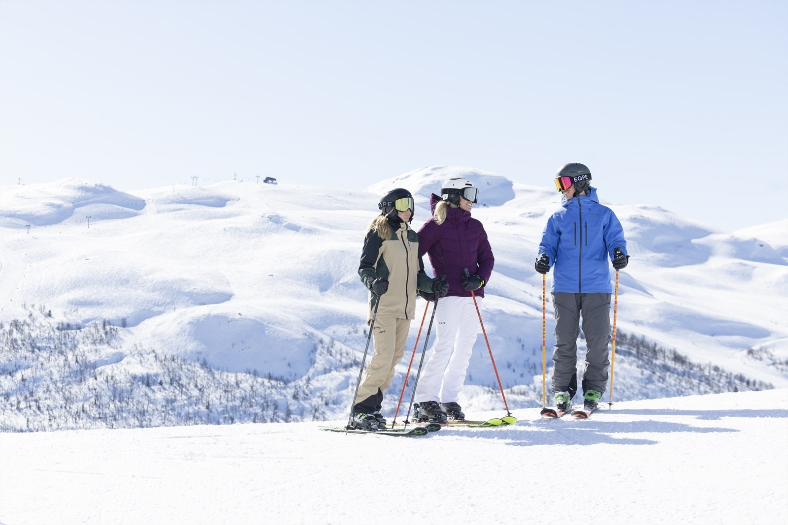 Enten du er ute etter rå alpinkjøring, magiske toppturer, familiekos i bakken eller afterski med trøkk, har Hemsedal noe for deg. Foto: Ola Matsson. Galleribilde