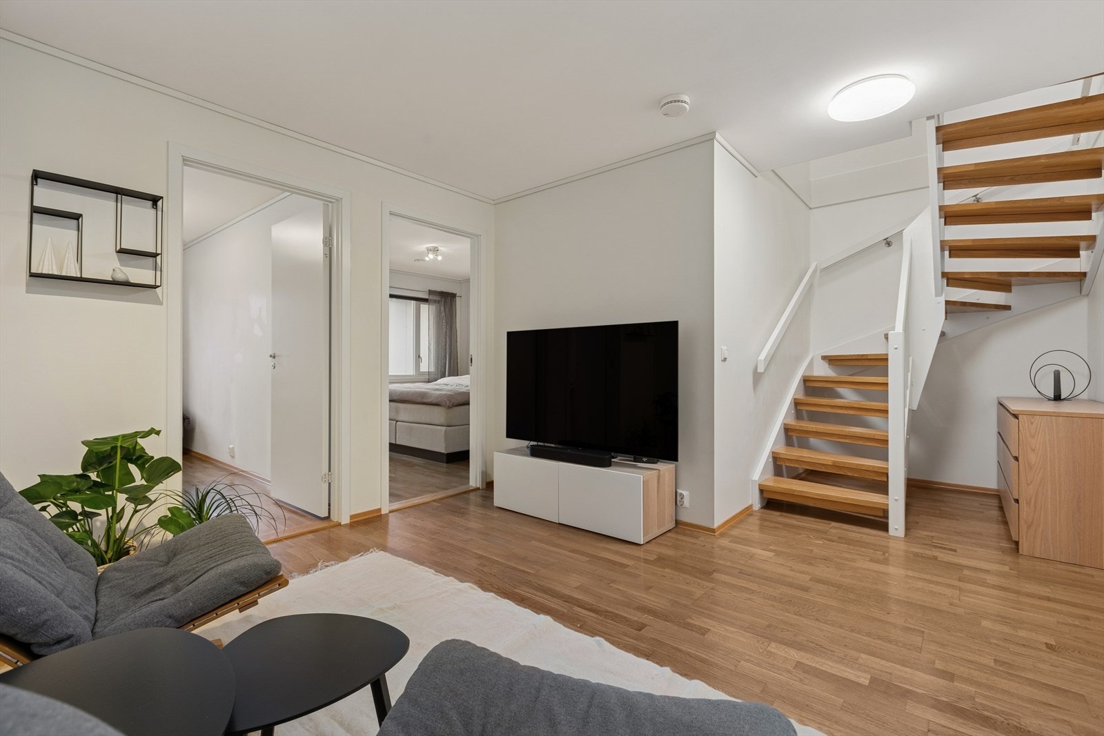 Kjellerstue. Galleribilde