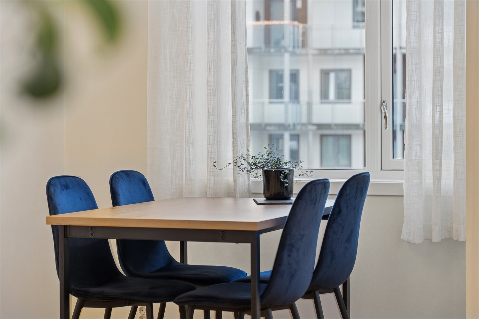 Her ligger forholdene til rette for å invitere venner og familie til hyggelige sammenkomster. Galleribilde