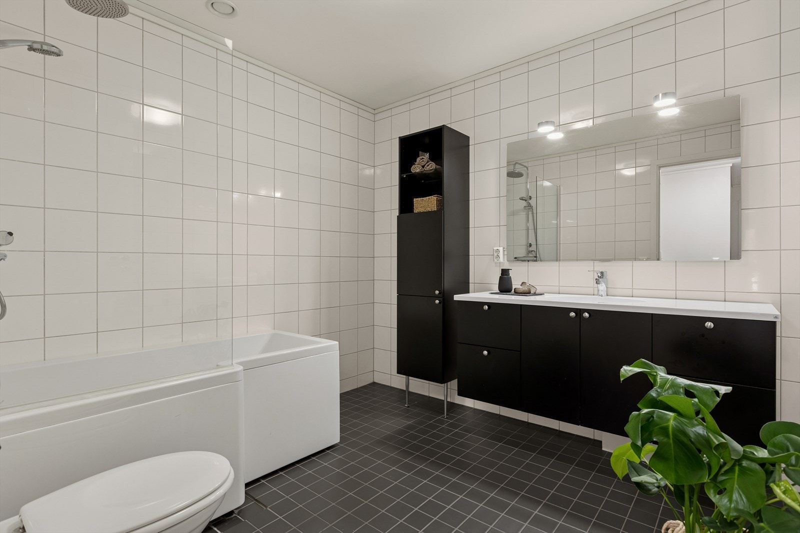 Mekanisk avtrekk sikrer god ventilasjon i våtrommet. Galleribilde