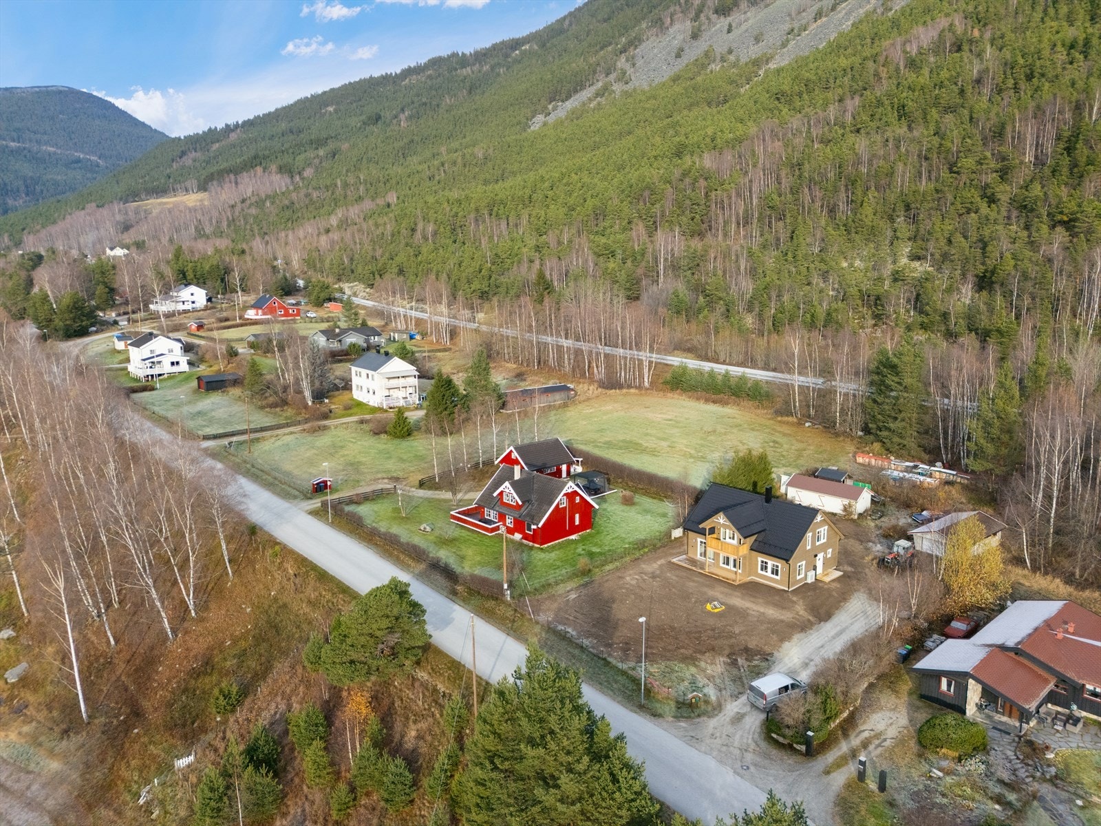 Nærmeste busstopp ligger få minutters gange unna. Galleribilde