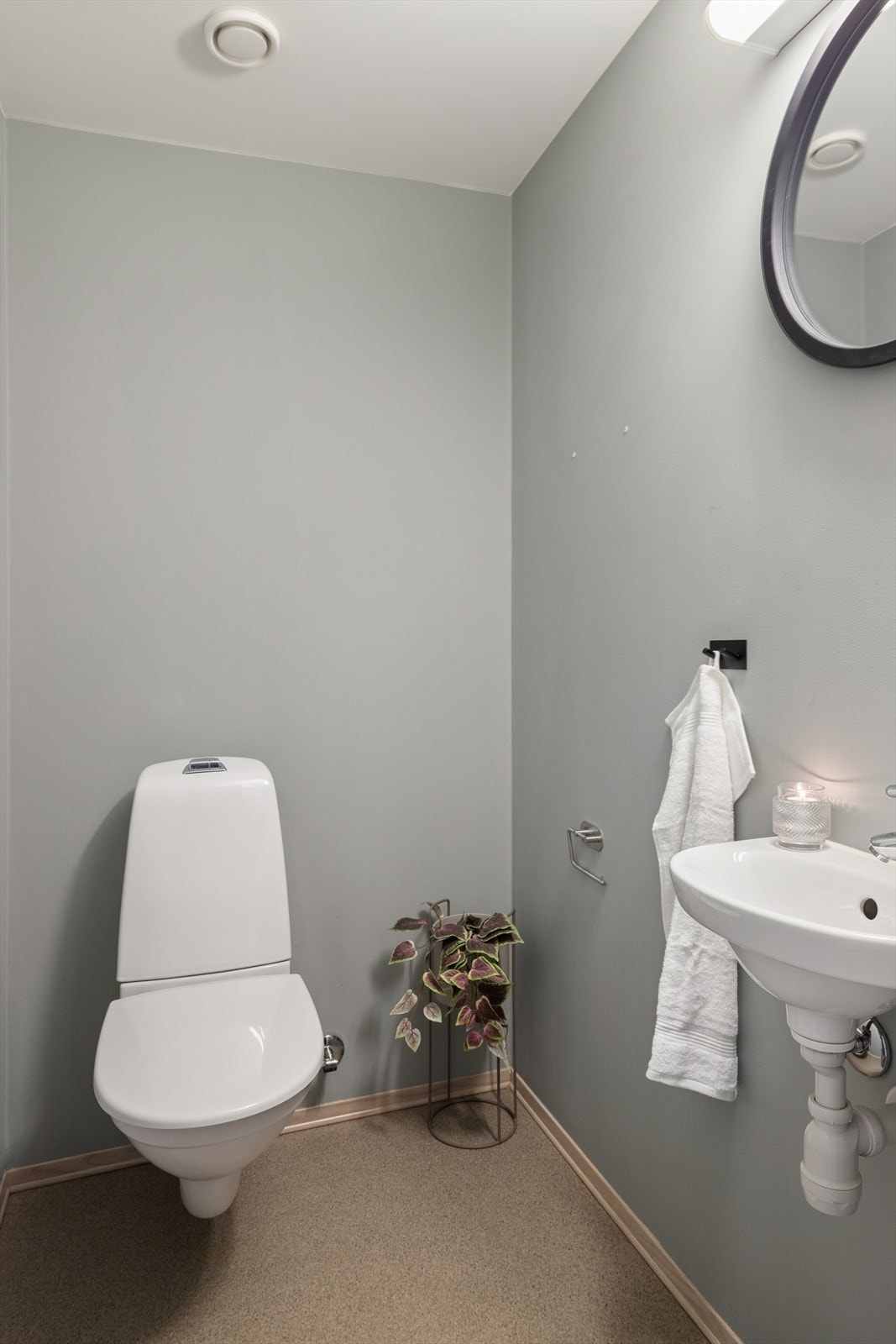 Boligen har også et praktisk ekstra toalettrom. Galleribilde