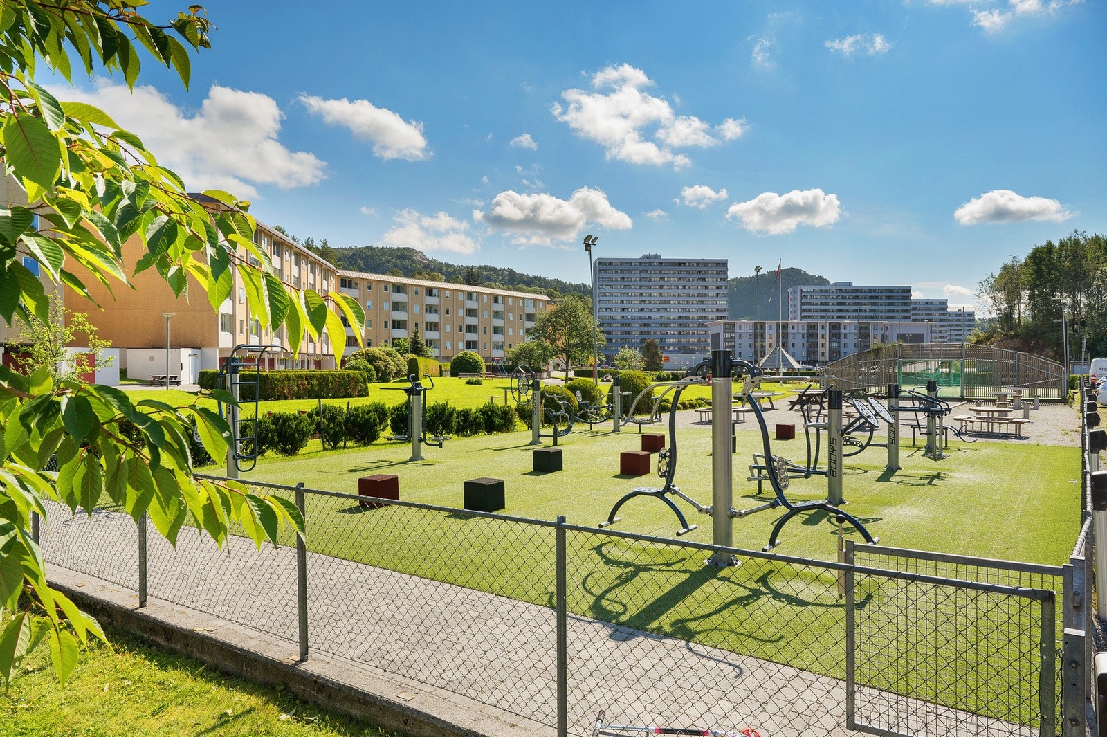 Perfekt for både barnefamilier og andre som ønsker en fredelig tilværelse med god bokomfort. Galleribilde