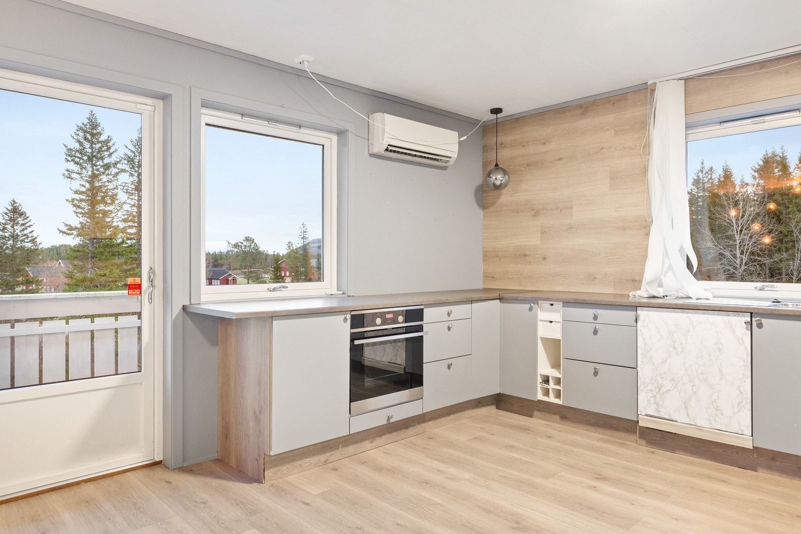 Eneboligen er på totalt 320 kvadratmeter bruksareal. Galleribilde