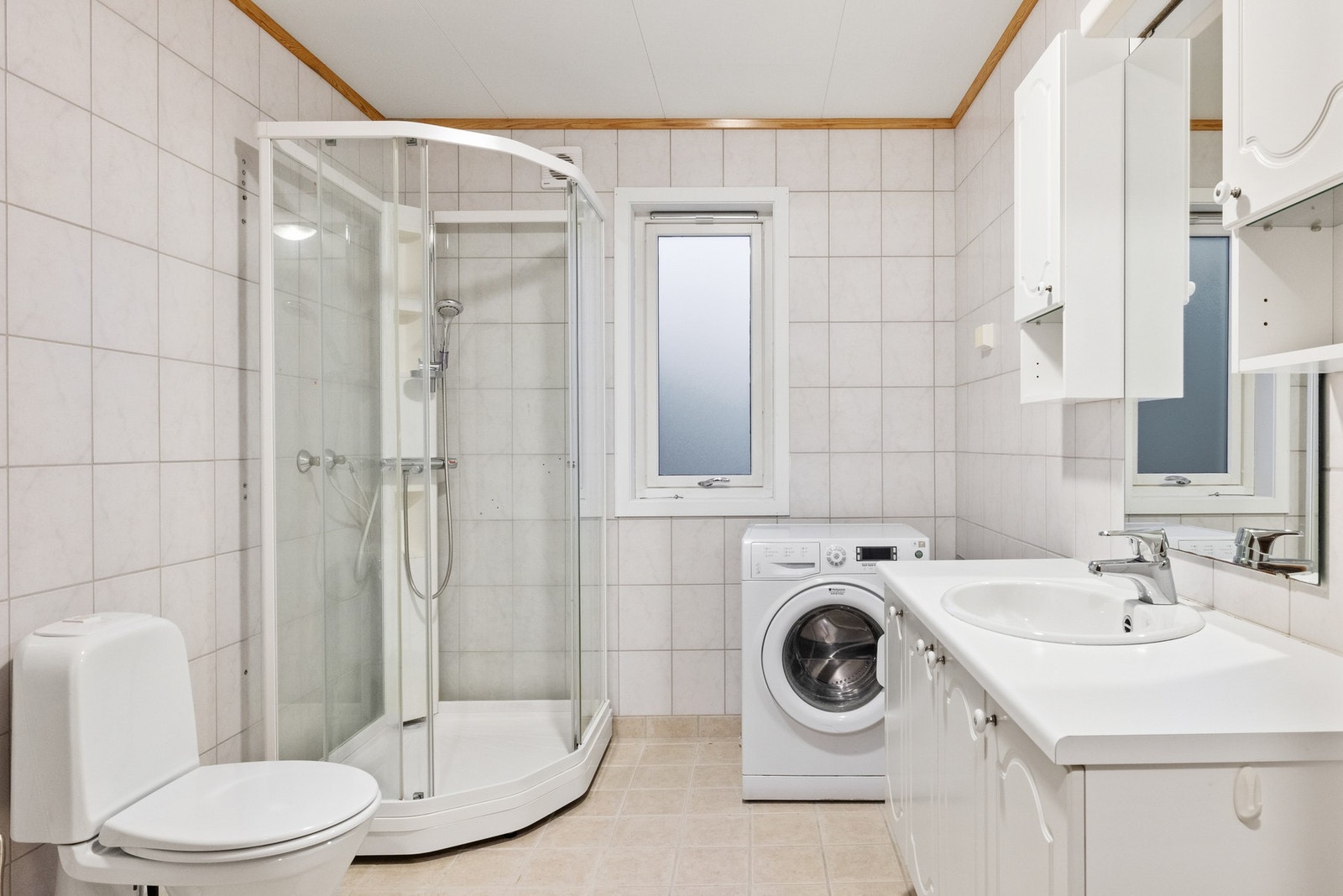 Bad 2 av 2 1. etasje. Galleribilde