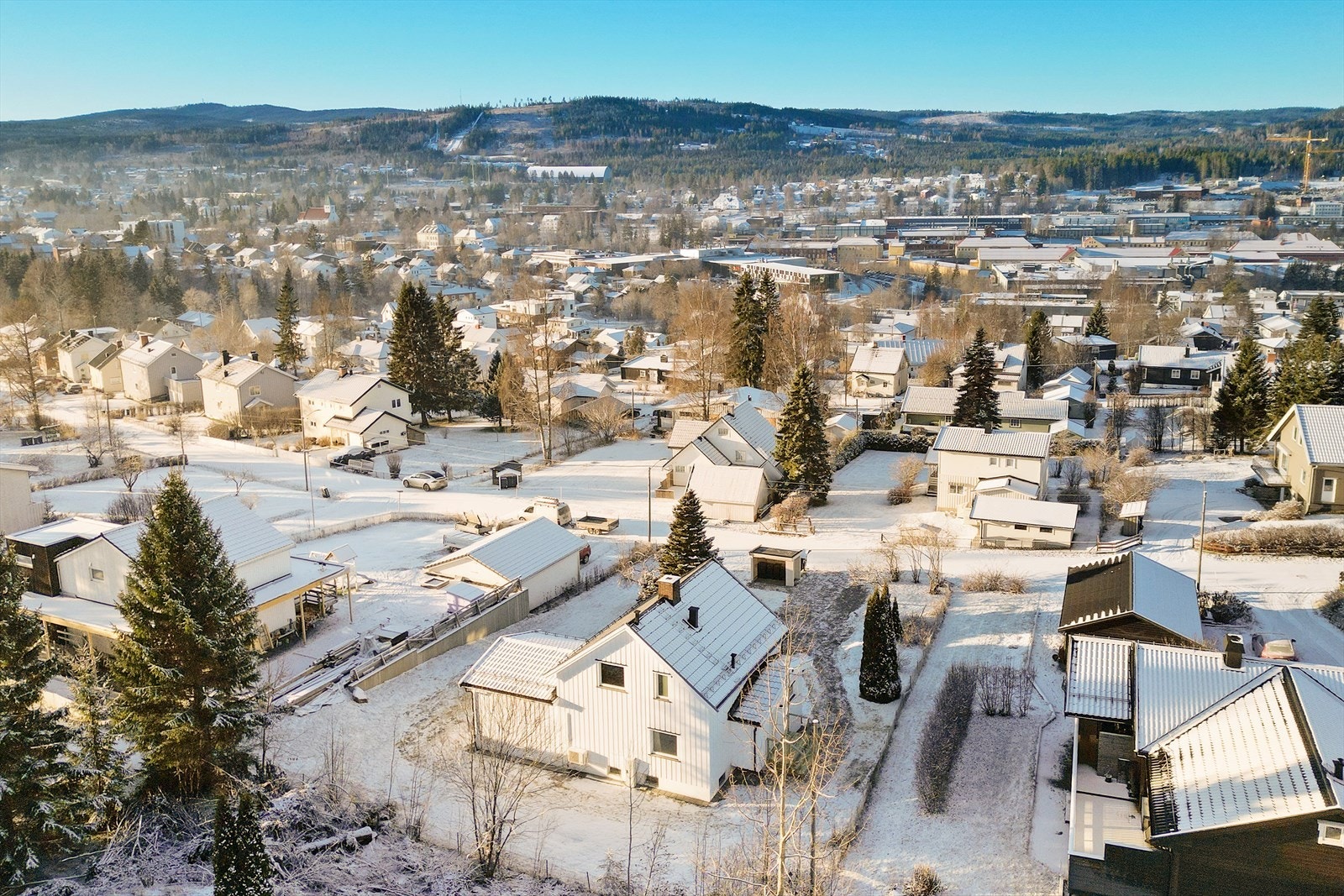 Området består i hovedsak av boligbebyggelse. Galleribilde