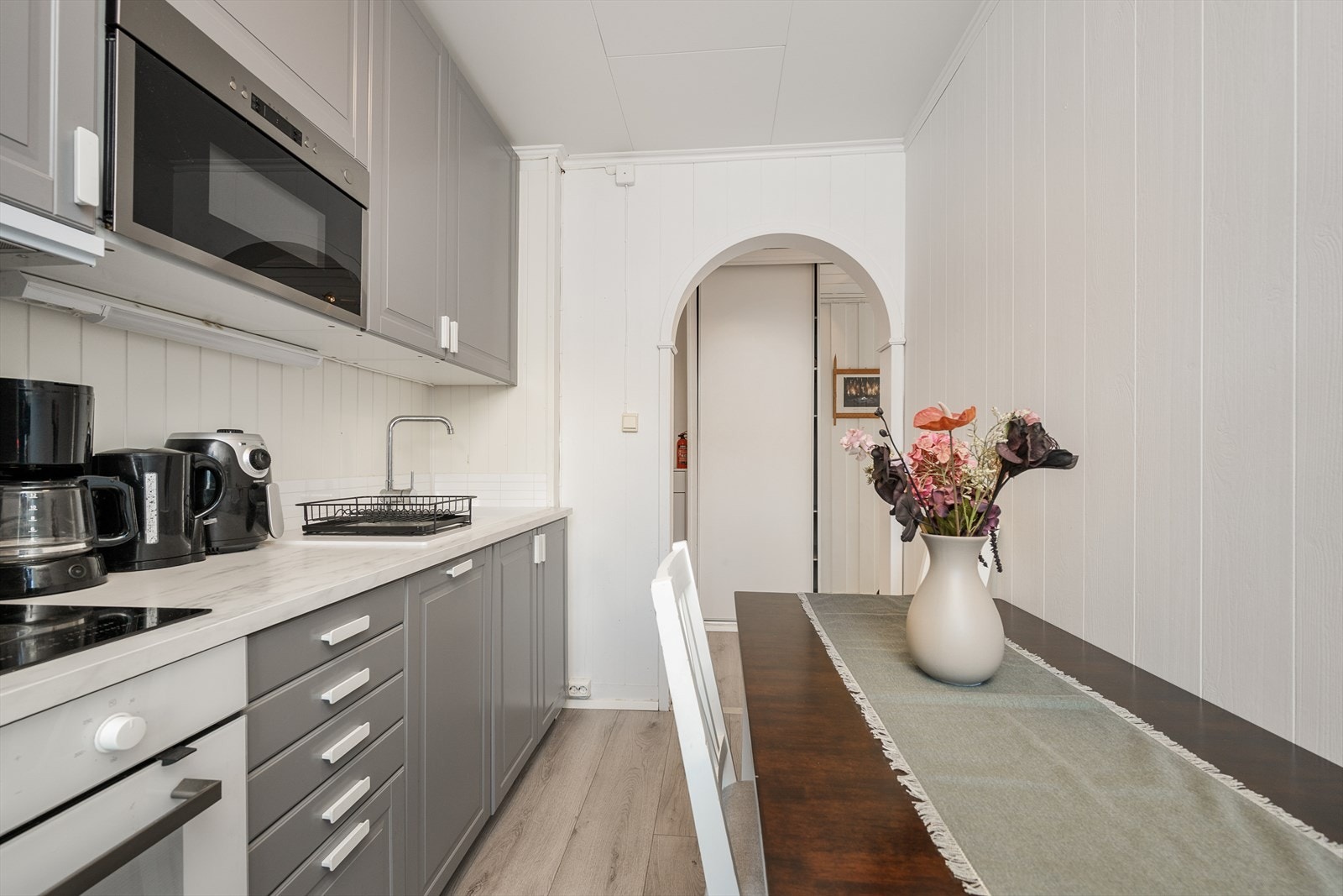 På kjøkkenet er det plass til spisegruppe om ønskelig Galleribilde