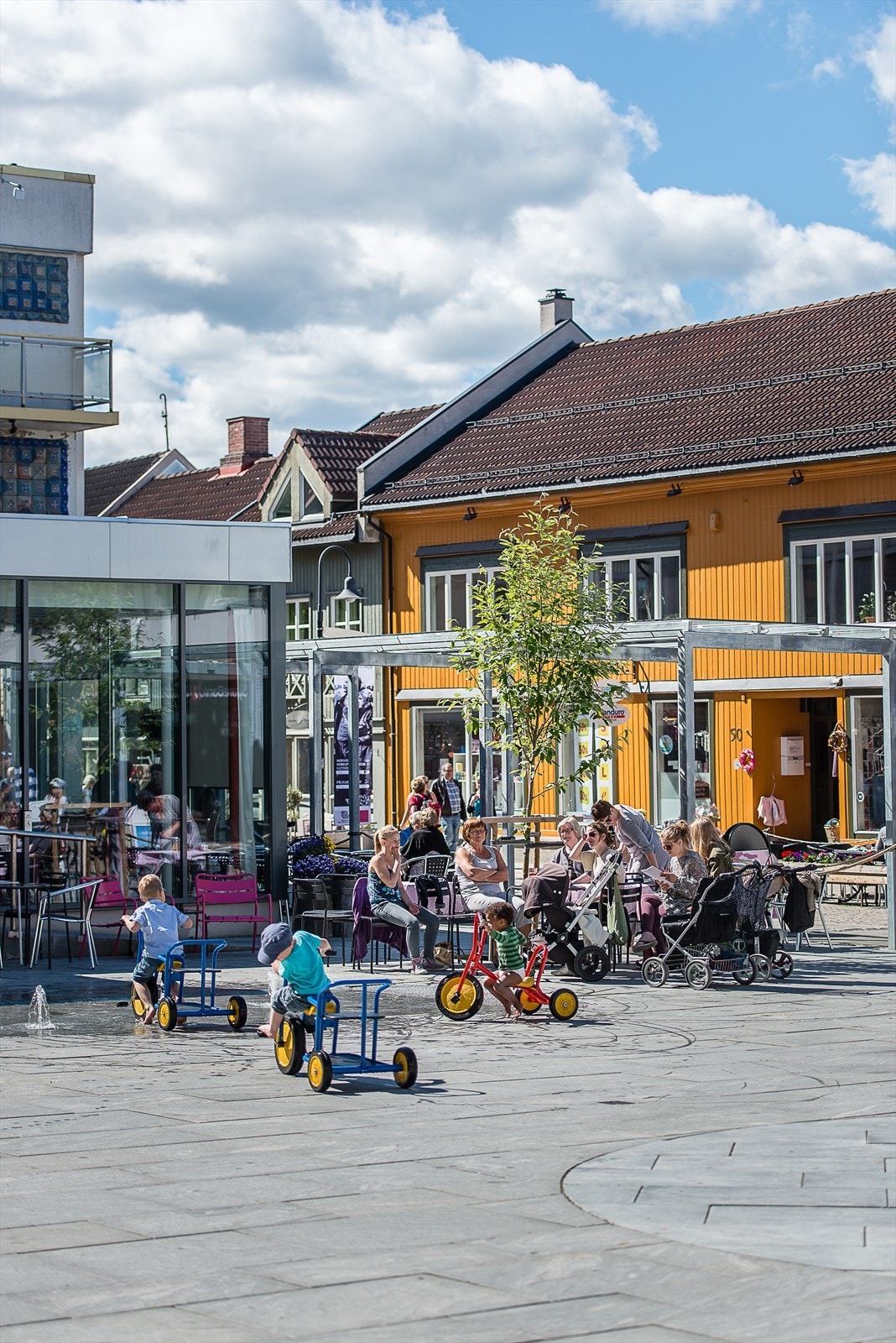 Gågata i Lillehammer ligger i gangavstand fra leiligheten Galleribilde
