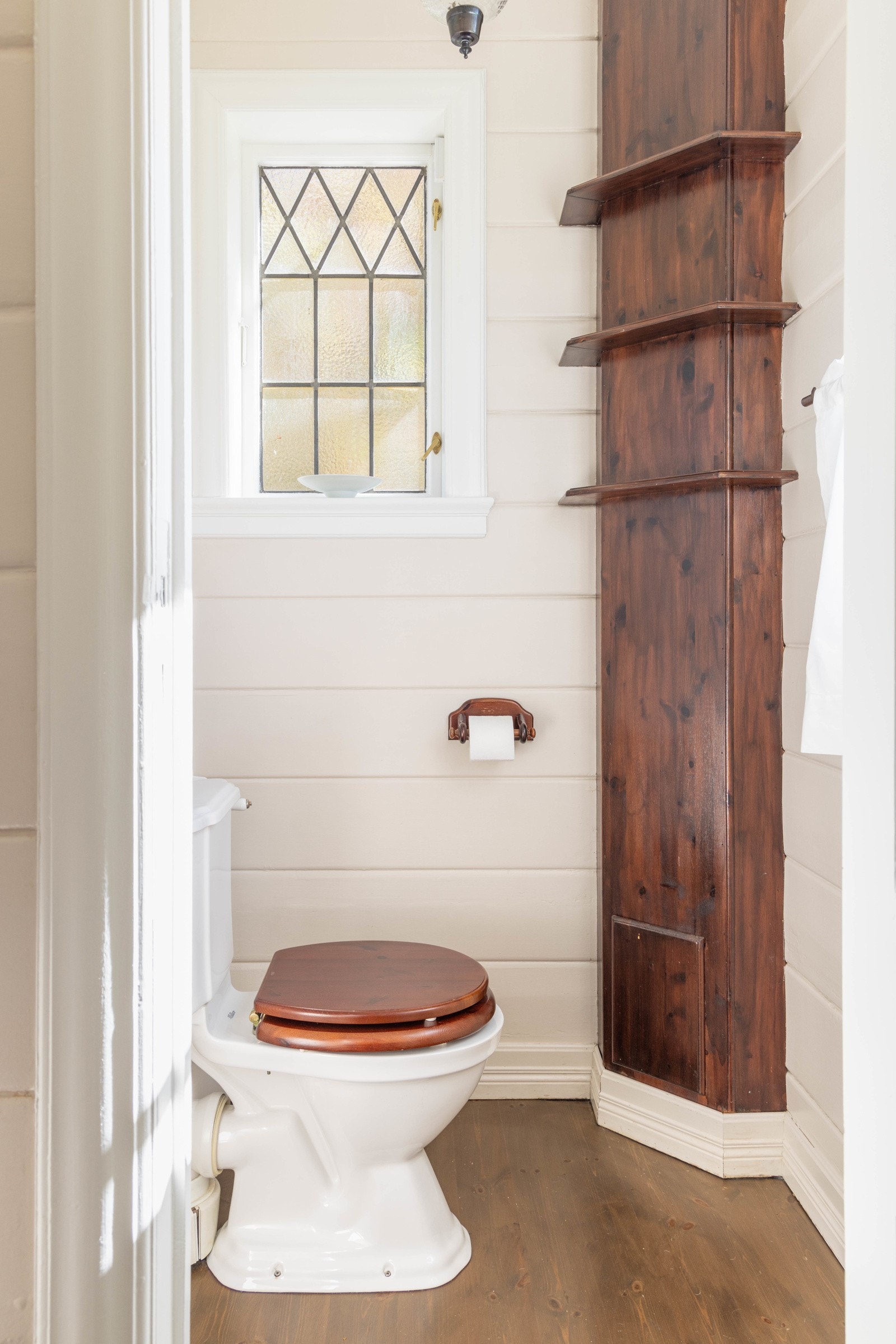 Gjestetoalettet i 1. etg. Galleribilde