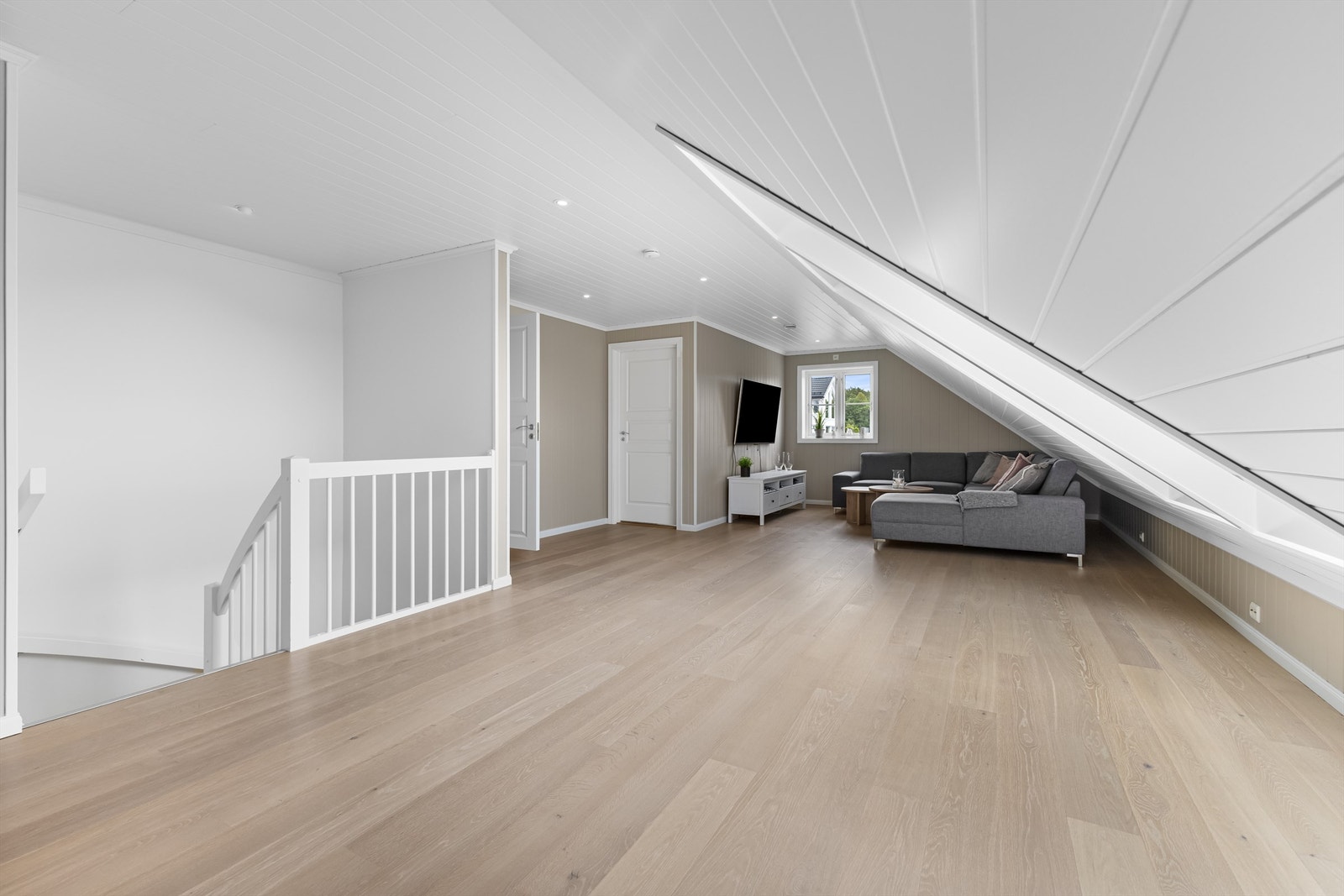 Stue 3. etasje Galleribilde