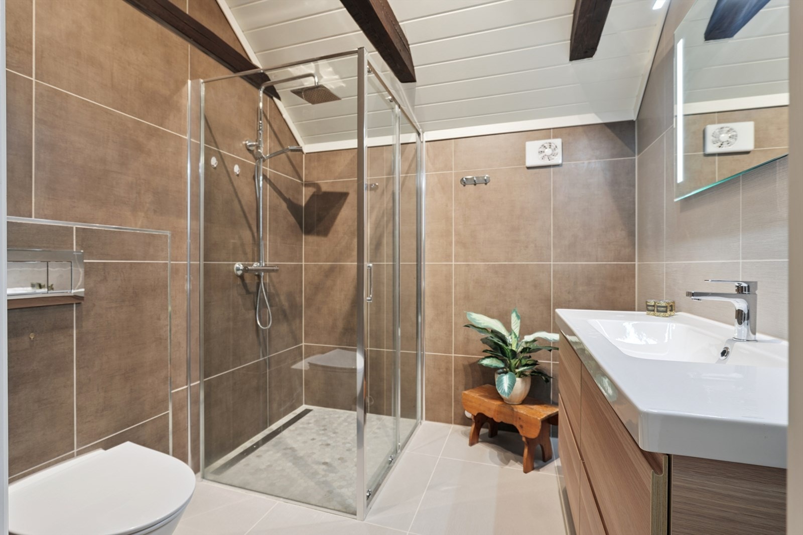 Lekkert Bad/wc i 2 etg. Galleribilde