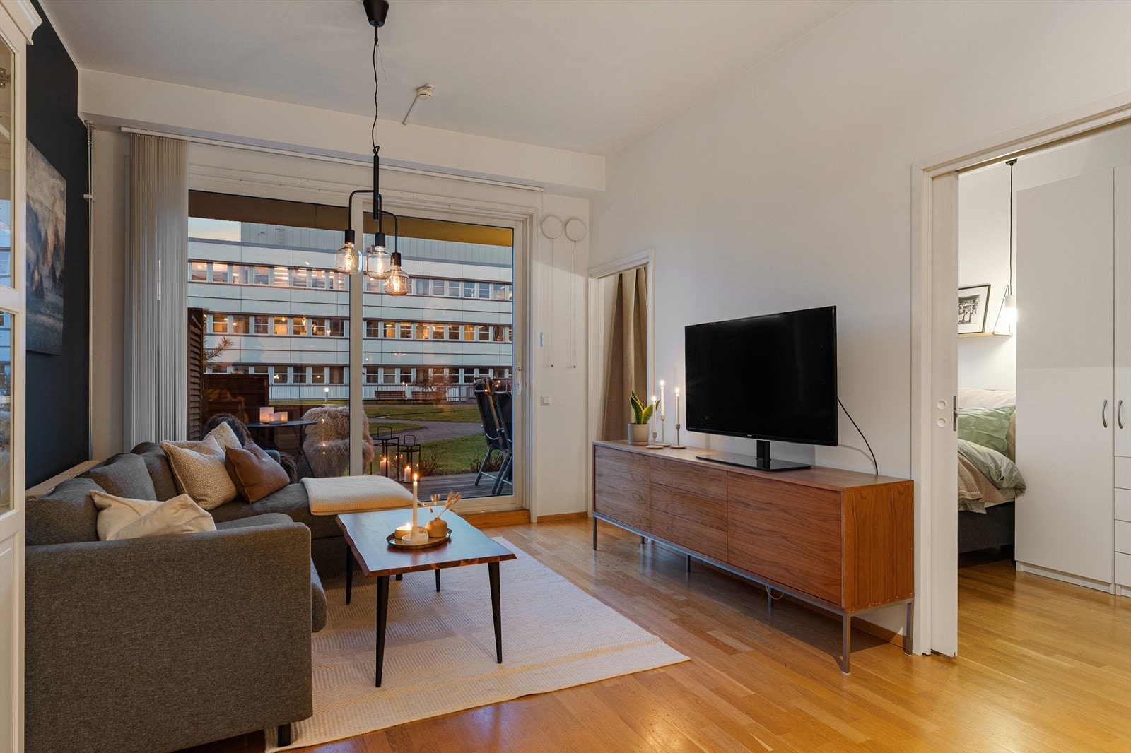 Leiligheten varmes opp med fjernvarme. Galleribilde