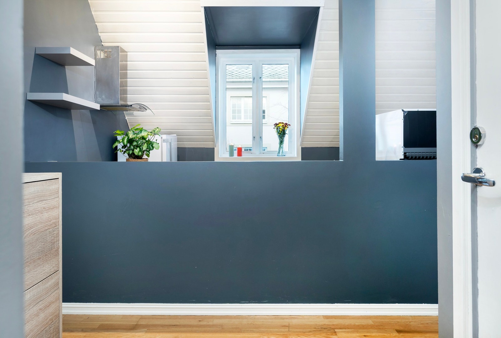 Leiligheten ligger i byggets 3. etasje. Galleribilde