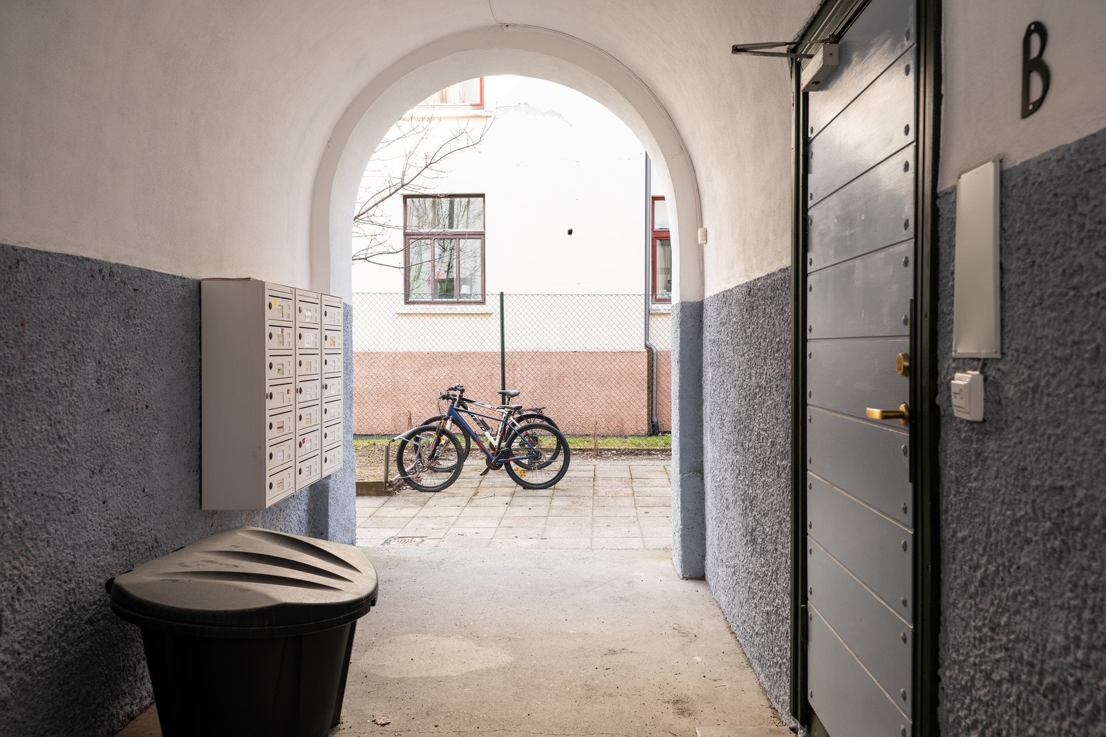 Inngangsparti Galleribilde