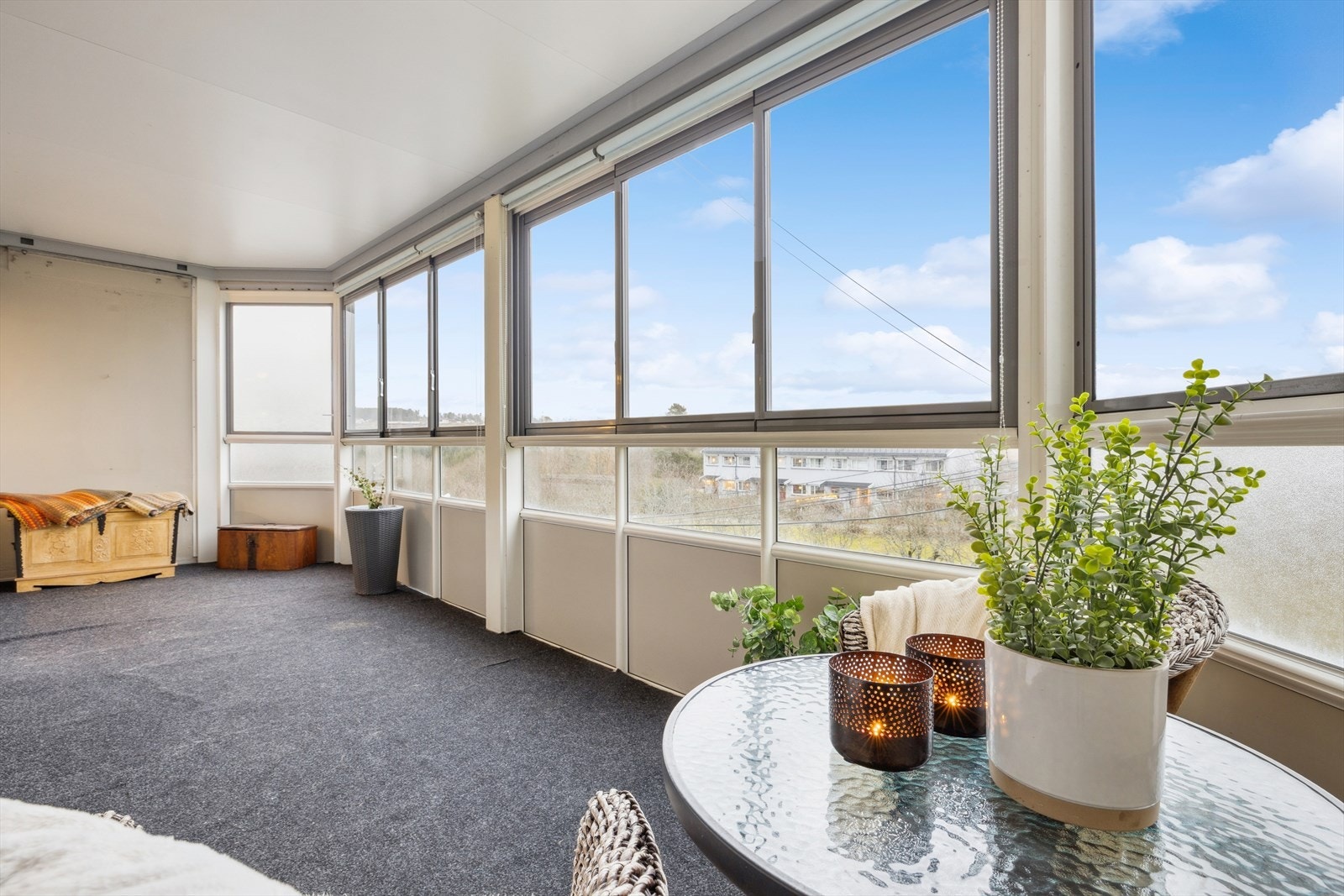 Balkongen er på ca. 15 kvm og er østvendt. Galleribilde