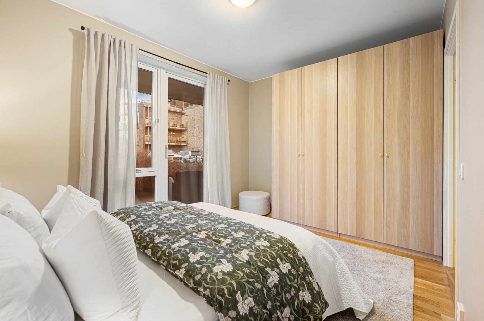 Rikelig med garderobeplass. Galleribilde