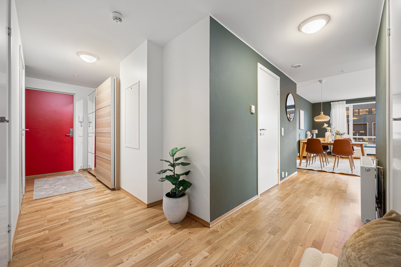 Leiligheten har både parkering og bod i kjeller. Galleribilde