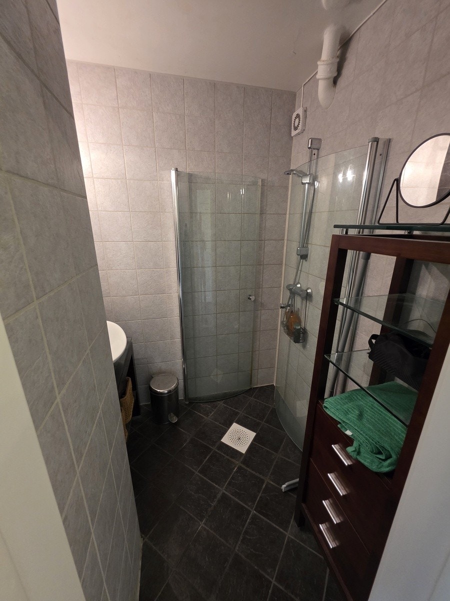 Bad med dusj Galleribilde