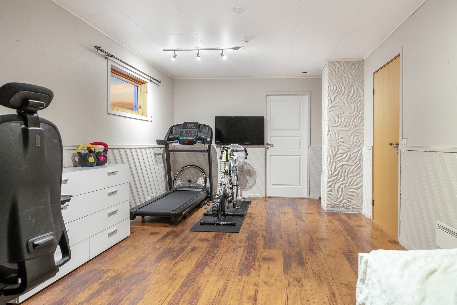 Fra dette rommet er det adkomst til et soverom. Galleribilde