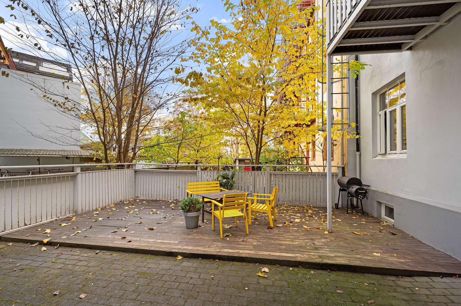 Felles uteareal til bruk for beboerne i sameiet. Galleribilde