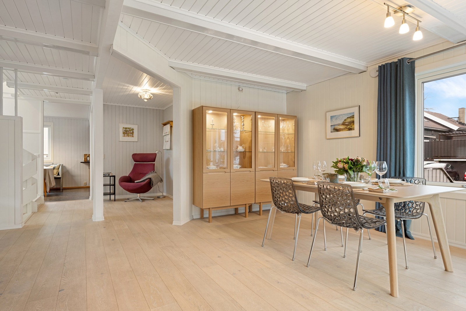 Plass til spisestuedel Galleribilde