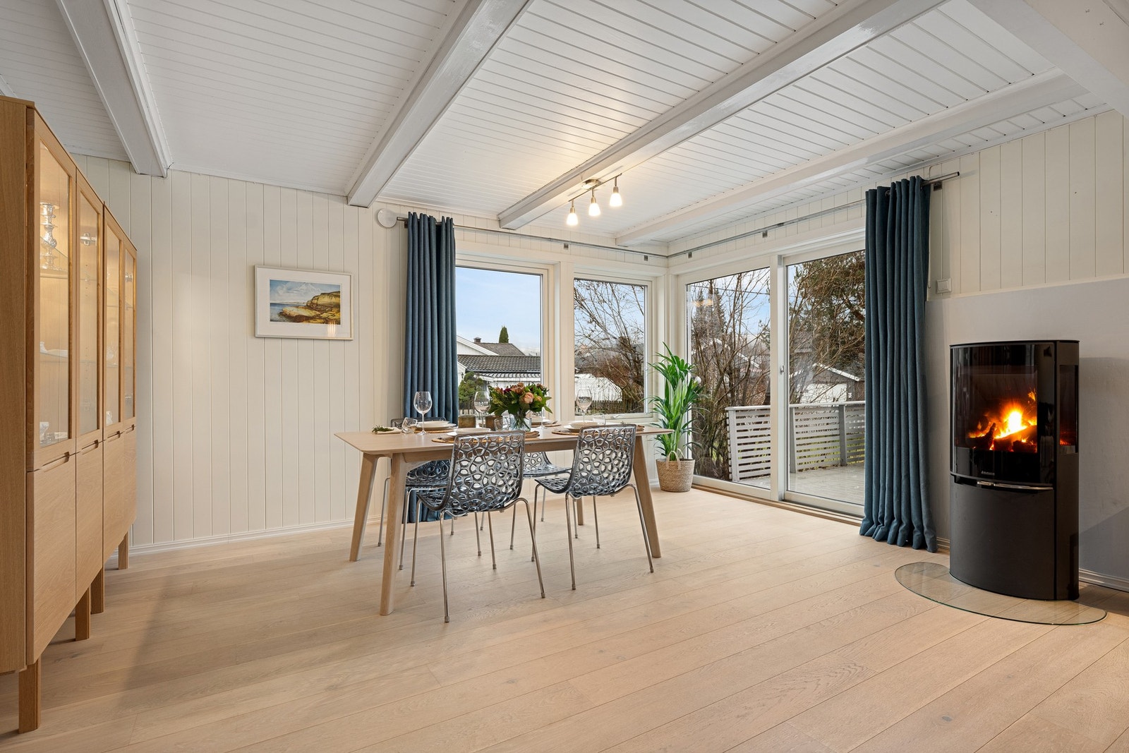 Koselig peis gir hygge og varme Galleribilde