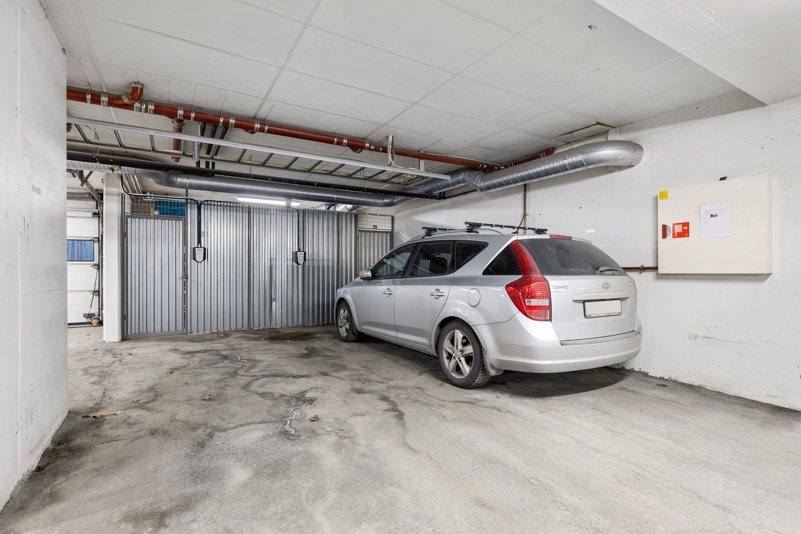 Fast parkeringsplass. Galleribilde