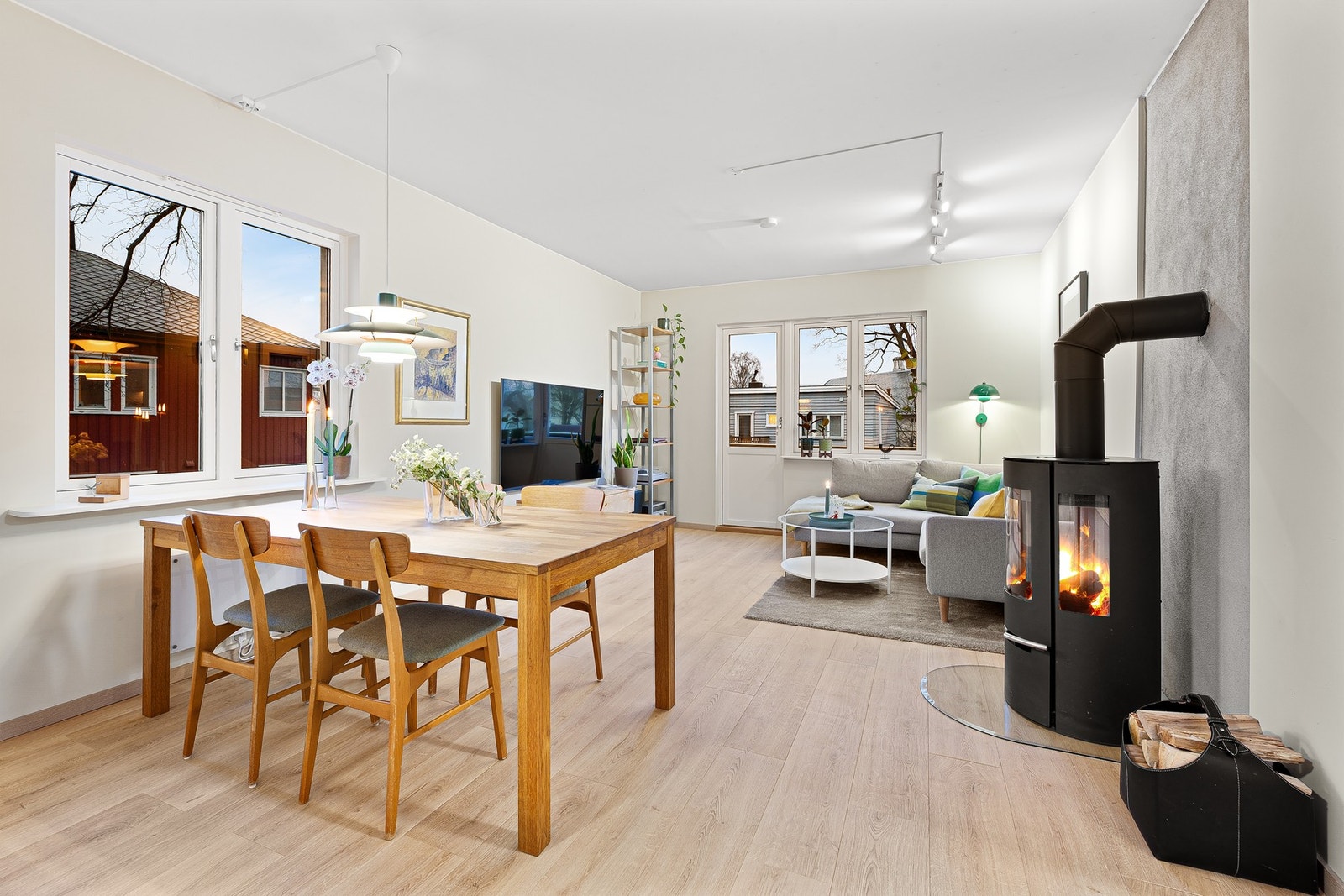 Boligen ligger i nærheten til St.Olavs, NTNU og Studentersamfundet. Dagligvarebutikk er bare noen meter unna. Galleribilde