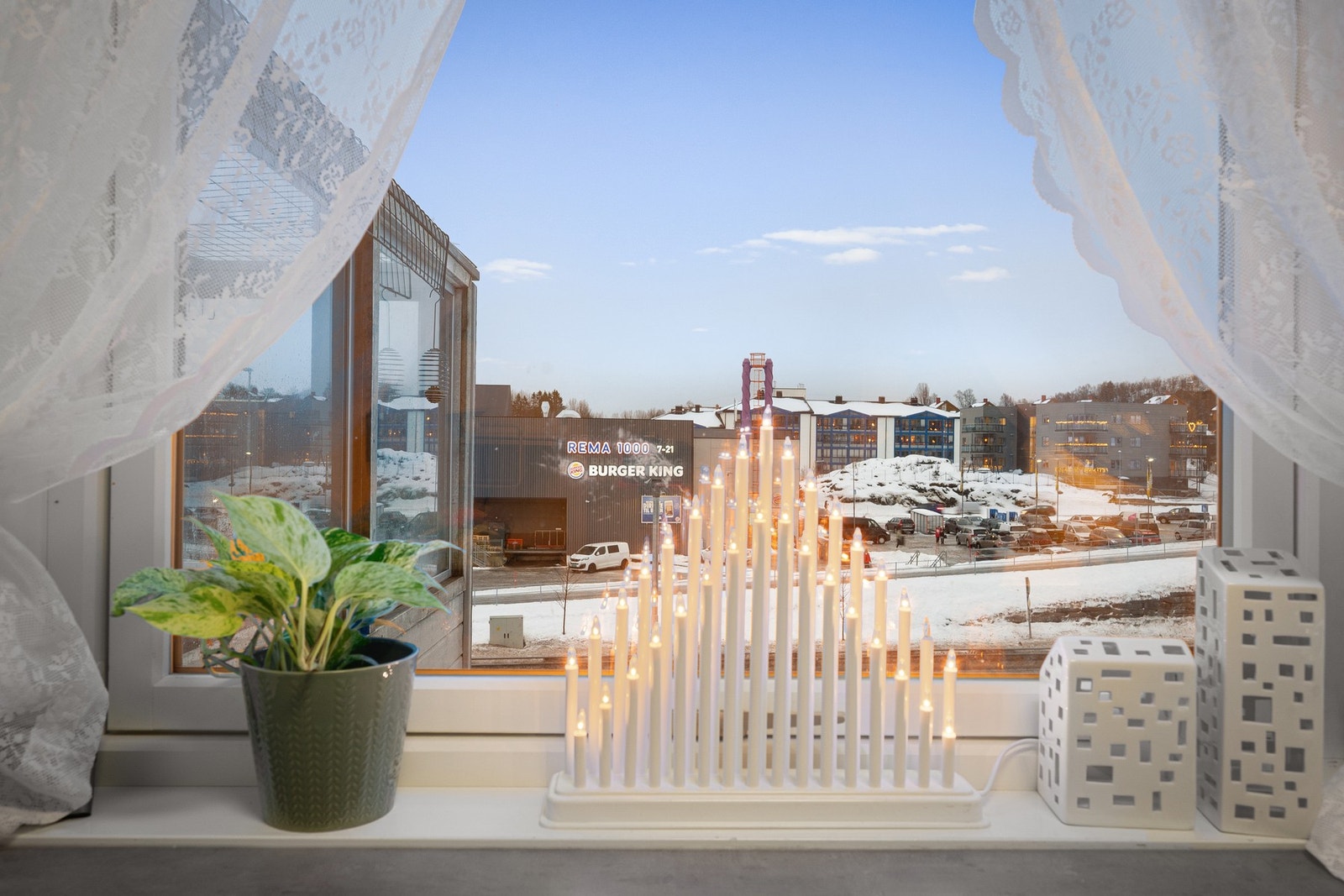 Utsikt fra kjøkkenbenken Galleribilde