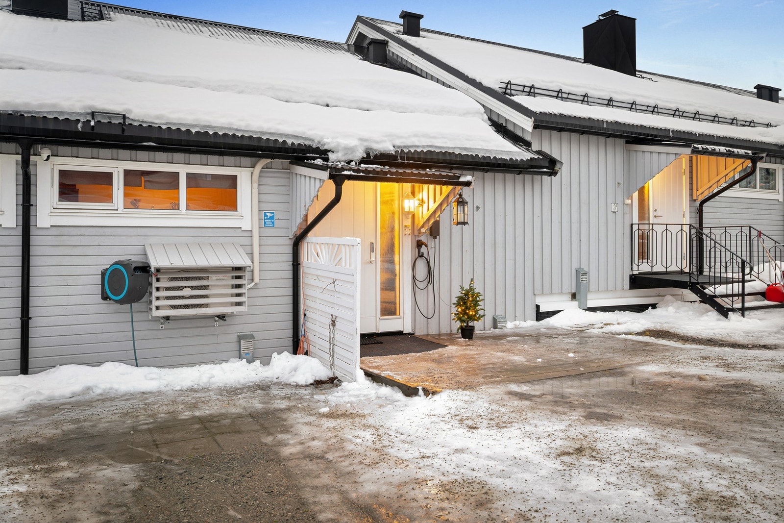 Elbil-lader montert Galleribilde