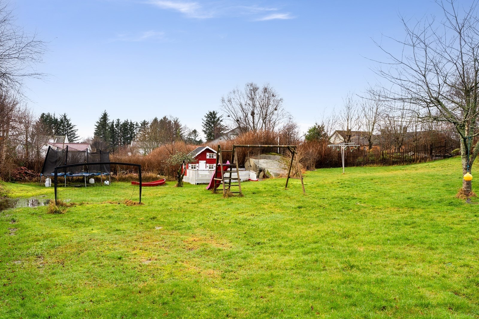 Eiendom med mange bruksmuligheter. Galleribilde