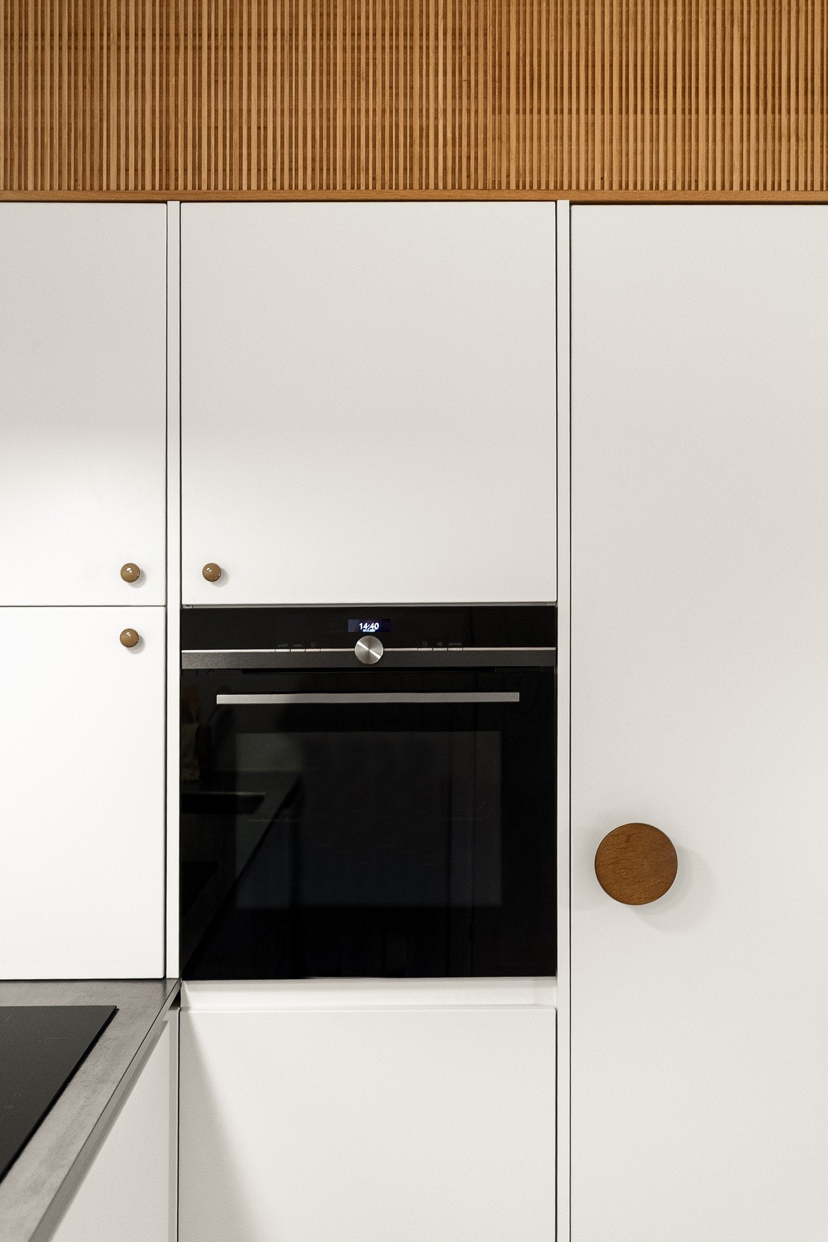 Kjøkkenet er levert av kvalitetsleverandøren Kvik og montert i 2018. Galleribilde