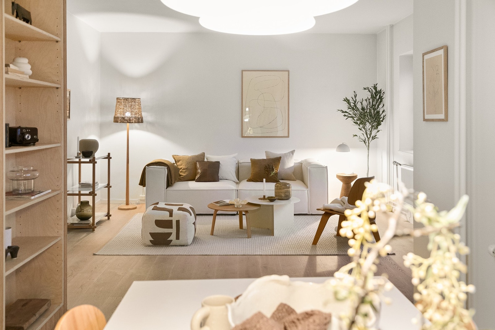 Jon-Kristian Krybelsrud v/ Privatmegleren har gleden av å ønske velkommen til hyggelig visning i Trondheimsveien 141! Galleribilde