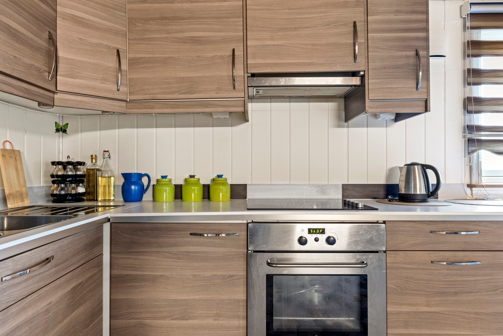 Kjøkkenet er romslig, og har godt med oppbevaringsplass. Galleribilde