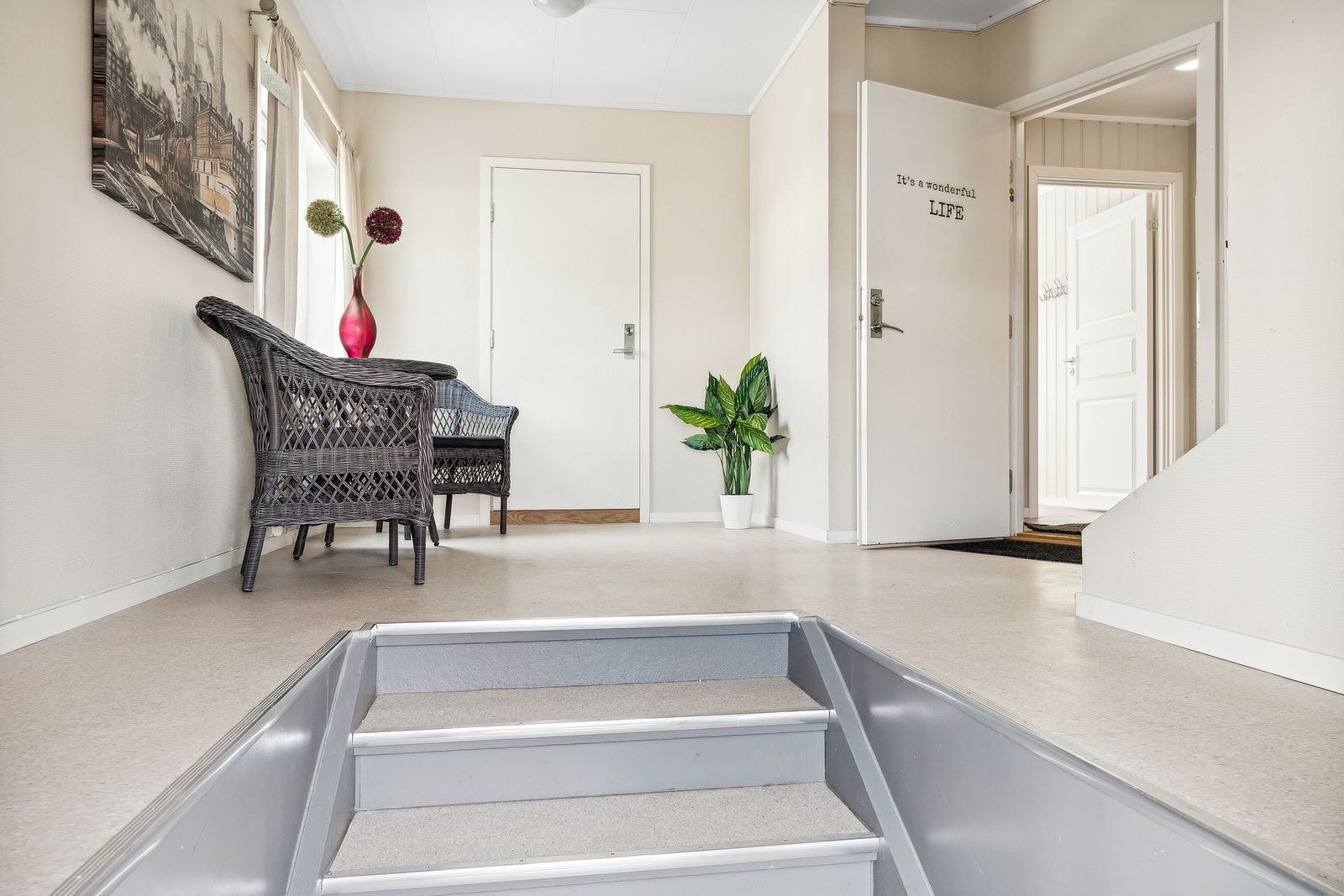 Velkommen inn i felles gangen. Galleribilde