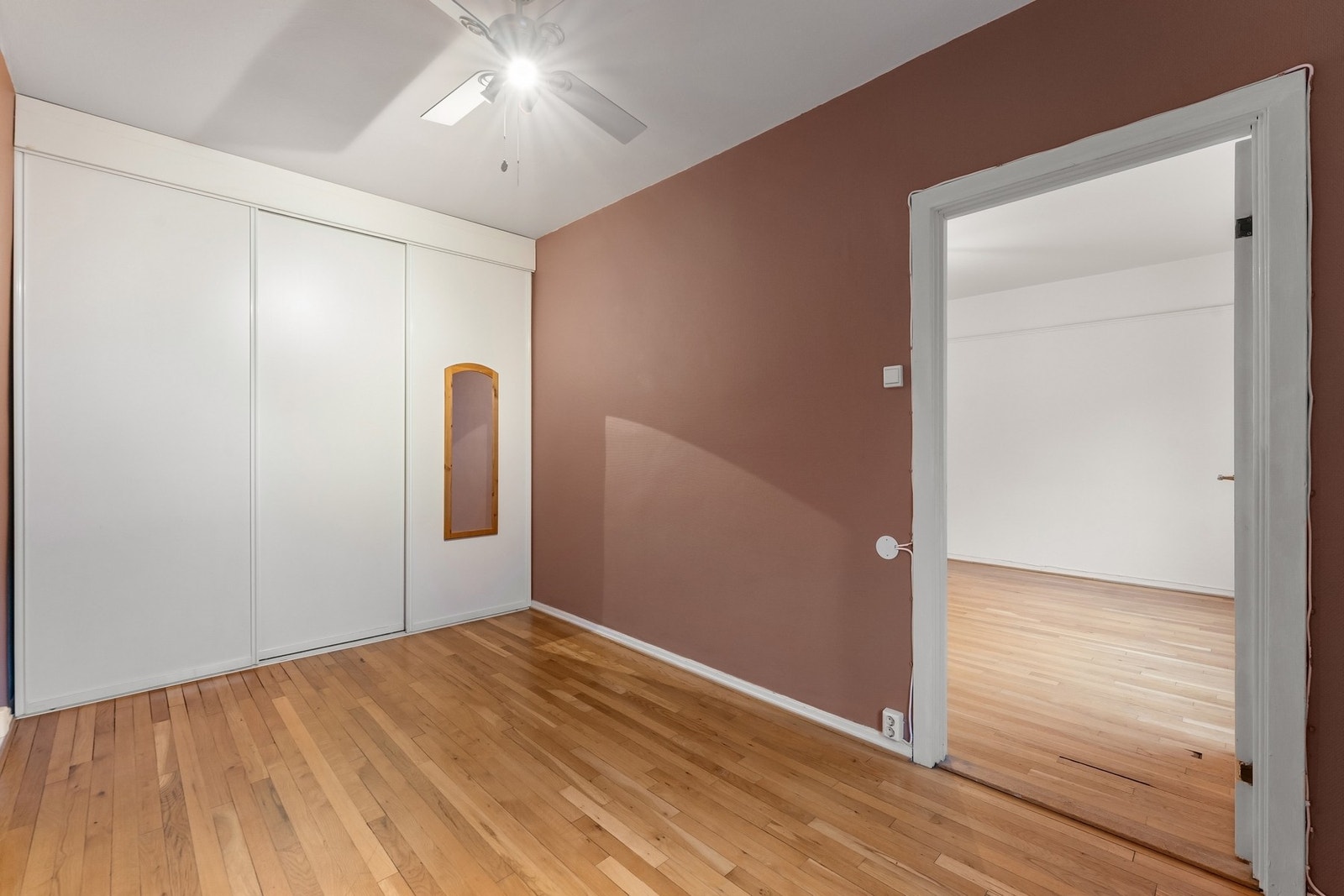 Soverom med adkomst fra stue. Galleribilde