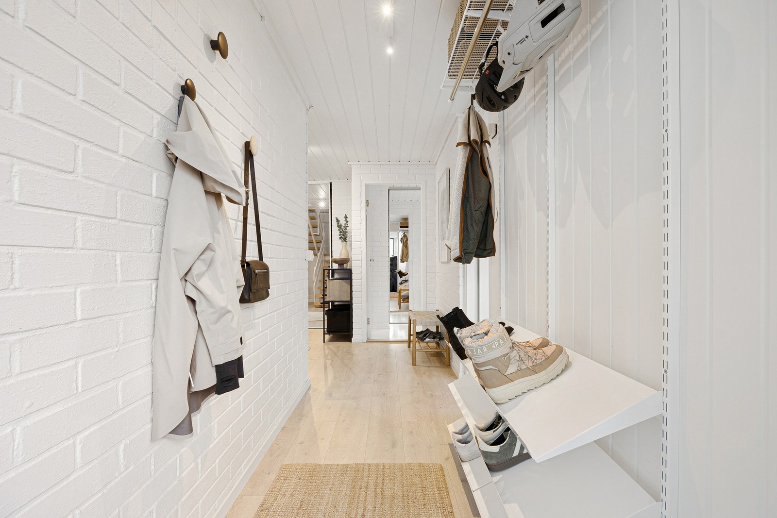 Entré. Galleribilde