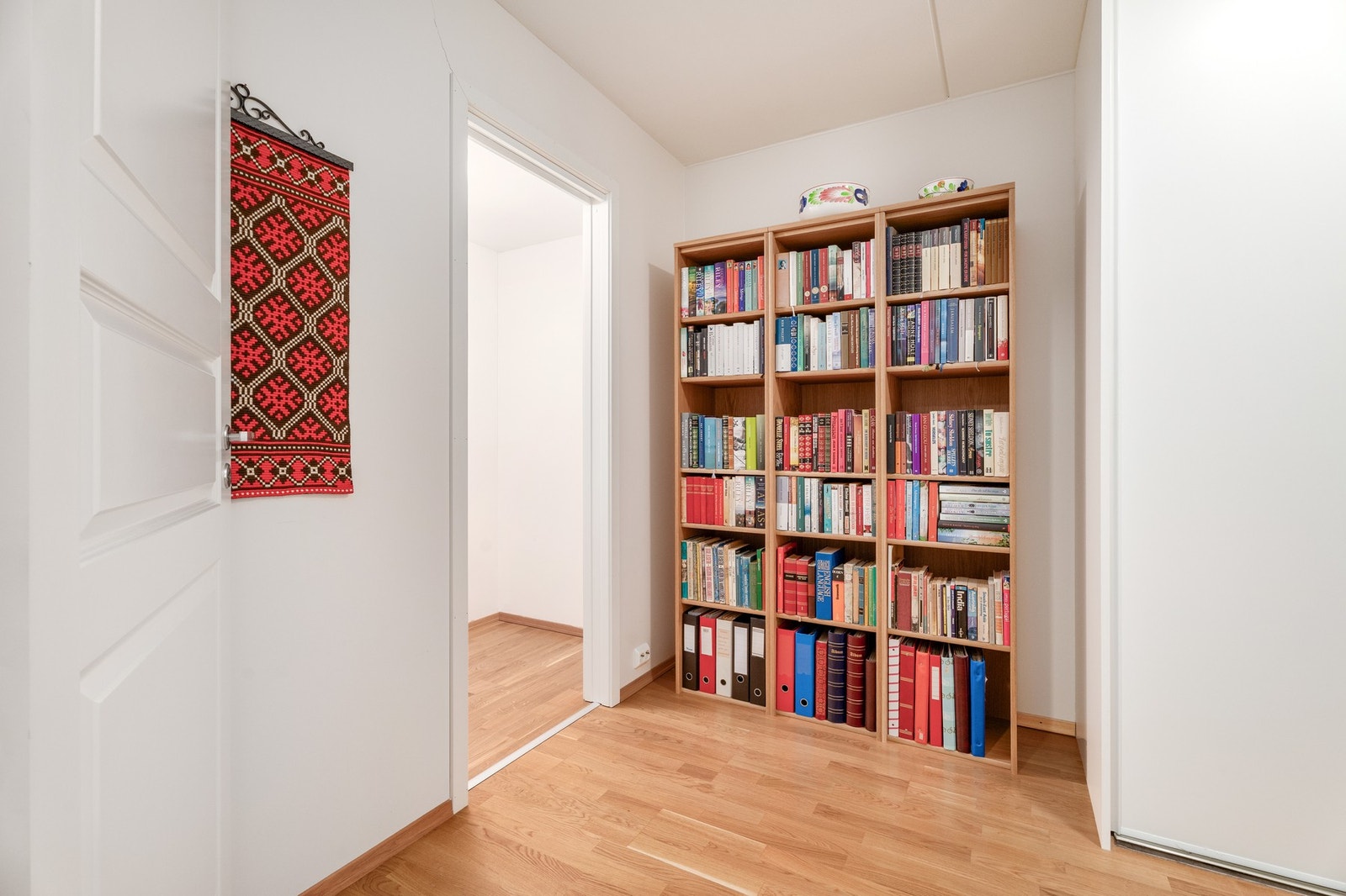 Praktisk bod ved enden av soverommet. Galleribilde