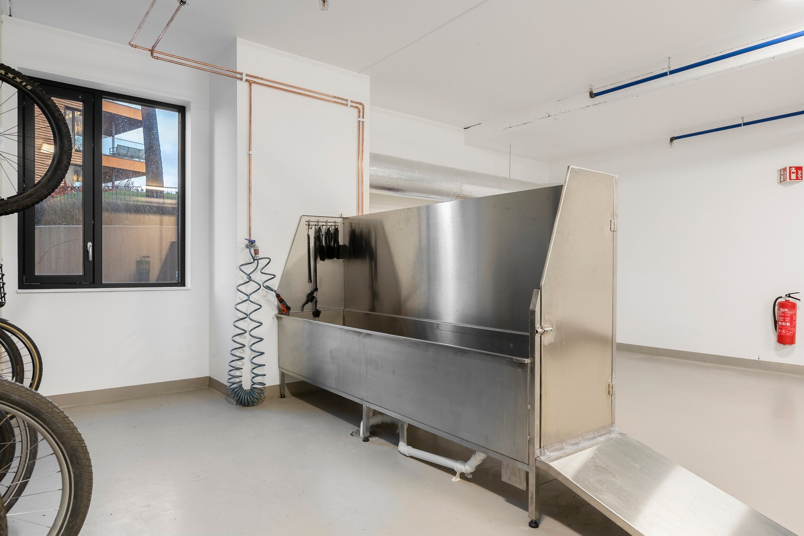 Egen vaskestasjon for sykkel. Galleribilde