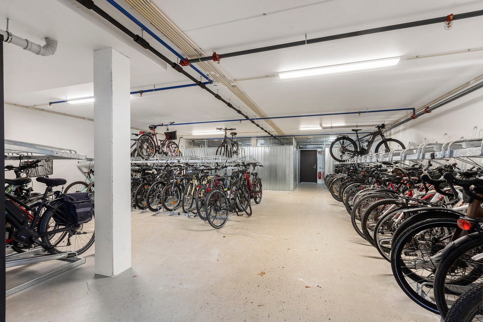 Felles sykkelbod. Galleribilde