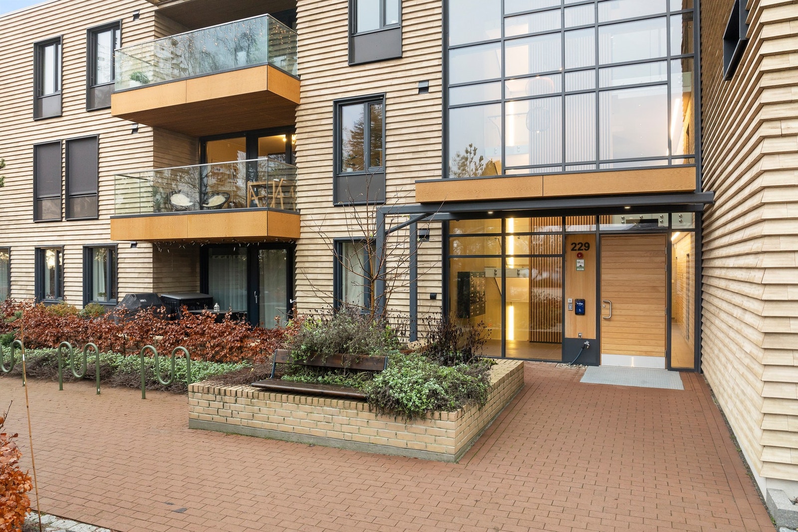 Representativt inngangsparti. Galleribilde