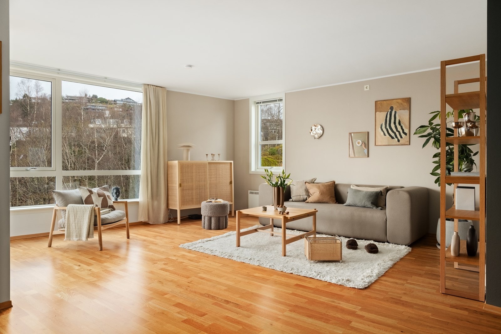 Boligen har balansert ventilasjonsanlegg som sørger for et godt inneklima året rundt Galleribilde