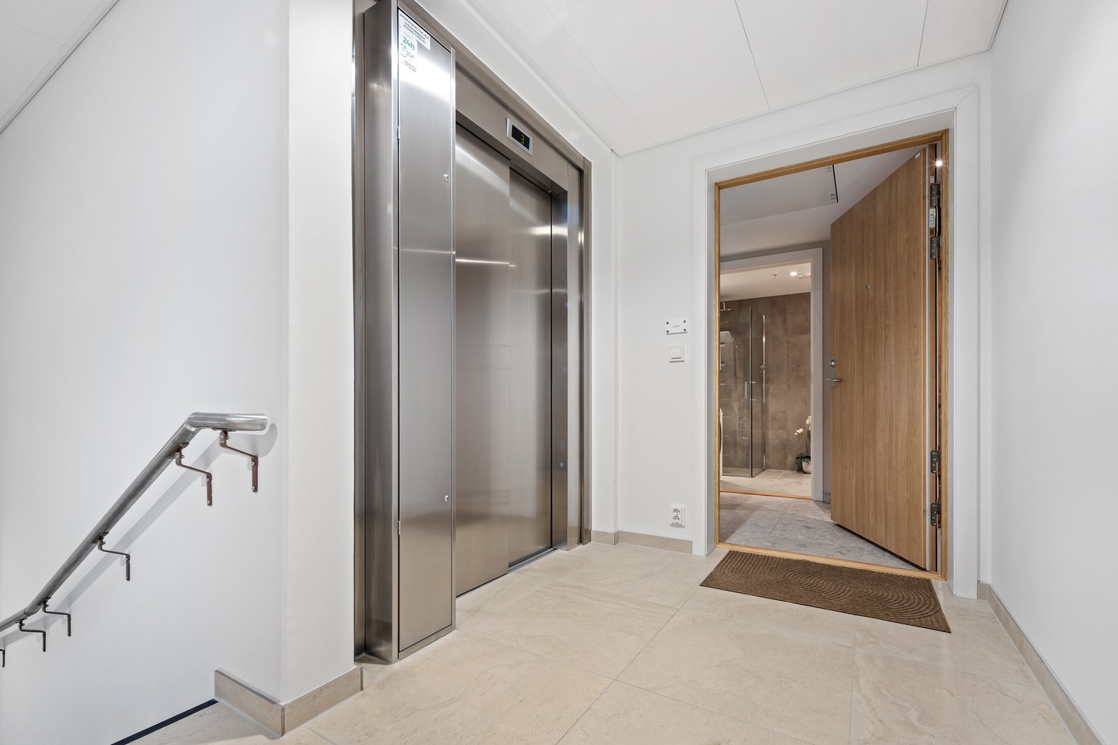 Felles gang. Galleribilde