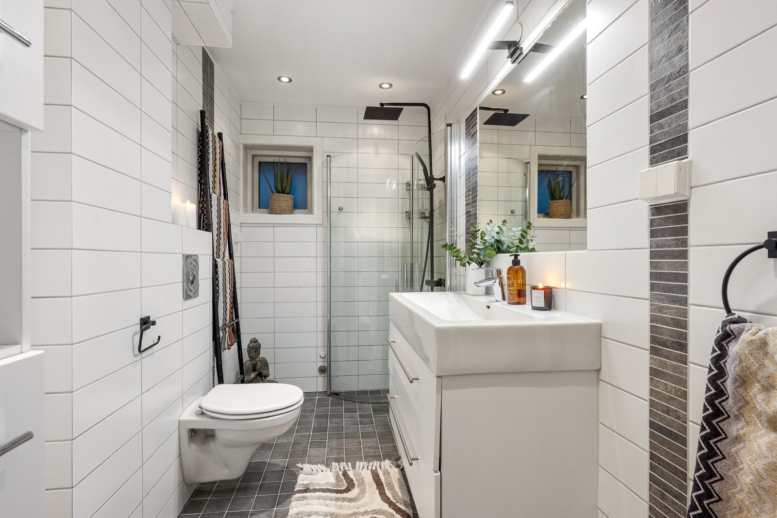 Bad fra 2007 i 1. etasje Galleribilde