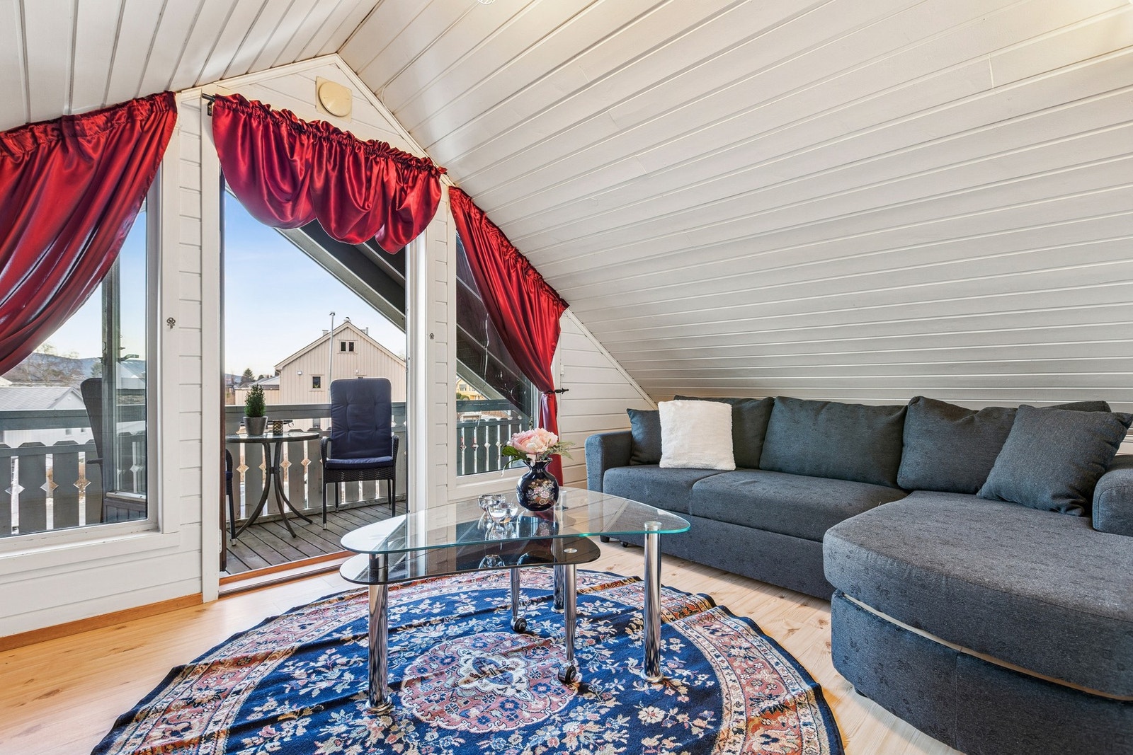 Loftstuen har blitt benyttet som gjesterom/soverom. Galleribilde