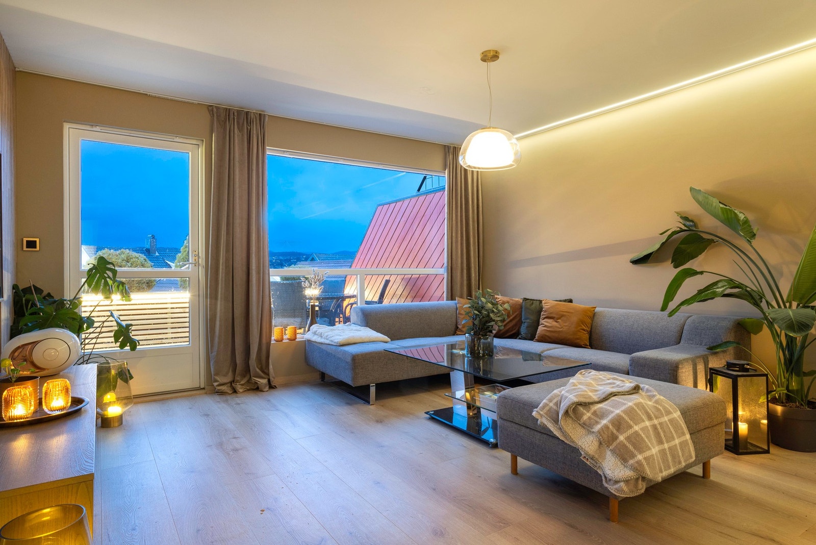 Særdeles lekker 2-roms leilighet med attraktiv beliggenhet i 1. etasje. Galleribilde