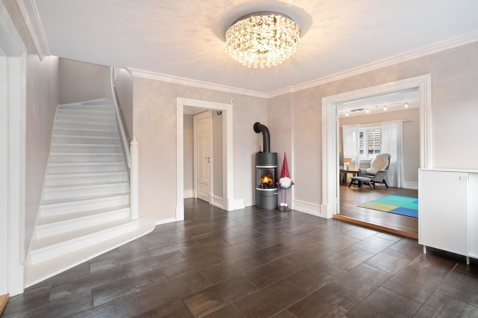 Vi tar turen opp til 2. etasje. Galleribilde